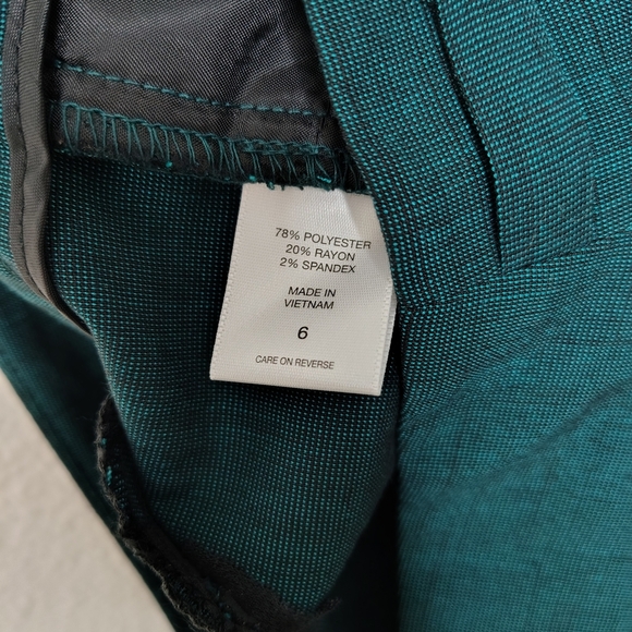 New York & Company Stretch Green Esmeralda Teal Straight Leg Pants Sz 6 Low Rise - Picture 2 of 16